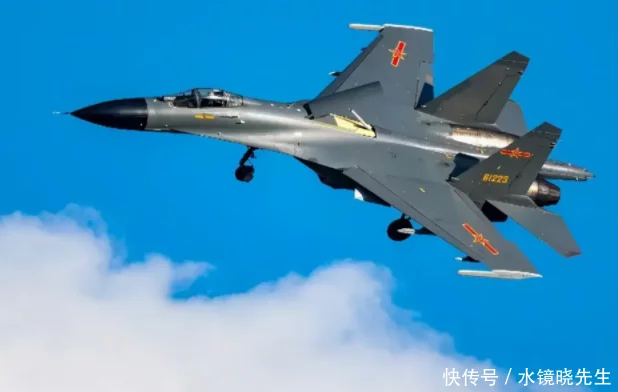 可掛載紅外成像空地導(dǎo)彈，殲11BG對(duì)地對(duì)海精確打擊，實(shí)力碾壓陣風(fēng)